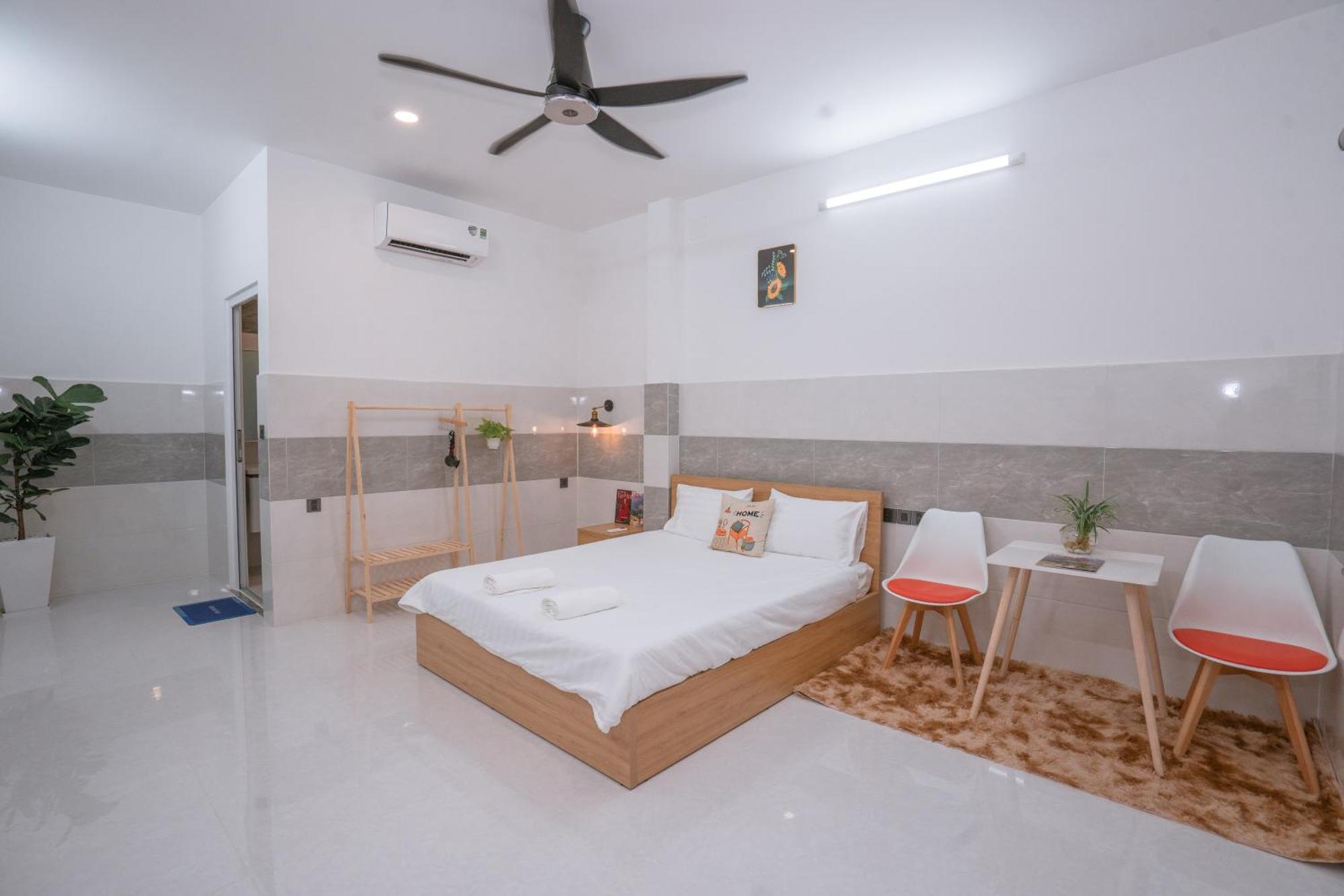 Aloha Saigon Premium Hostel By Local Travel Experts - Newly Opened, Less-Touristy Location, Spacious Rooms, Glass Shower Bathroom, Free Breakfast & Walking Tour Хошимин Экстерьер фото