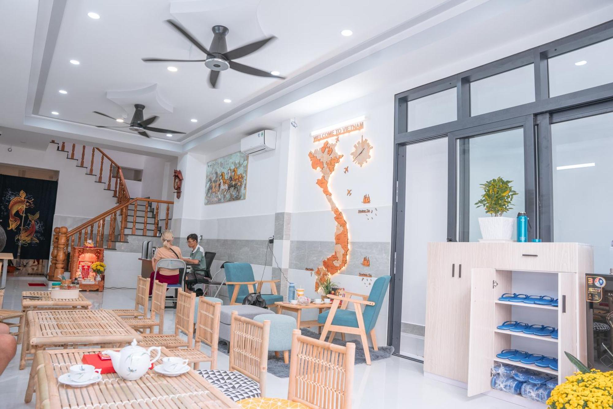 Aloha Saigon Premium Hostel By Local Travel Experts - Newly Opened, Less-Touristy Location, Spacious Rooms, Glass Shower Bathroom, Free Breakfast & Walking Tour Хошимин Экстерьер фото