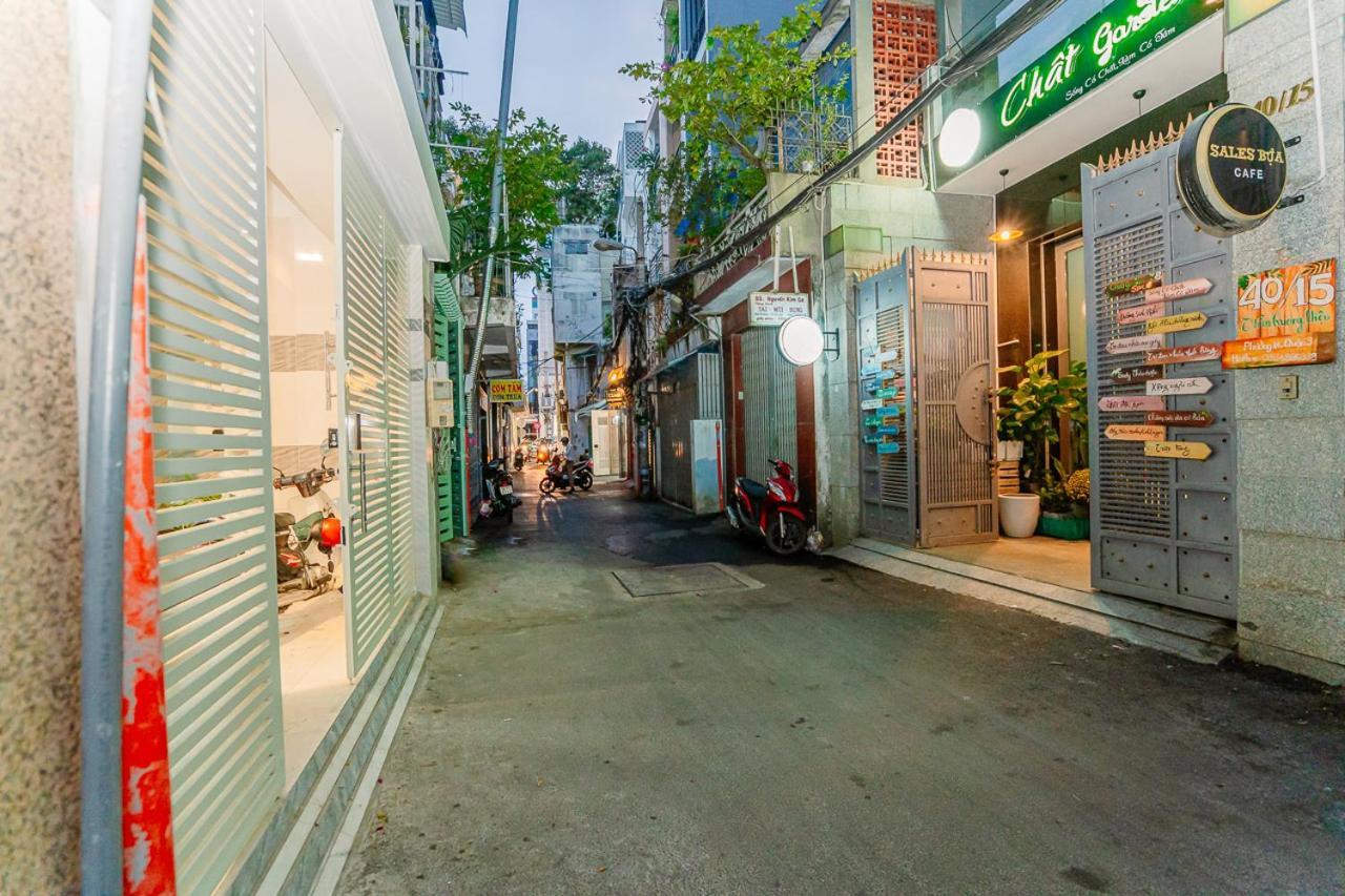 Aloha Saigon Premium Hostel By Local Travel Experts - Newly Opened, Less-Touristy Location, Spacious Rooms, Glass Shower Bathroom, Free Breakfast & Walking Tour Хошимин Экстерьер фото
