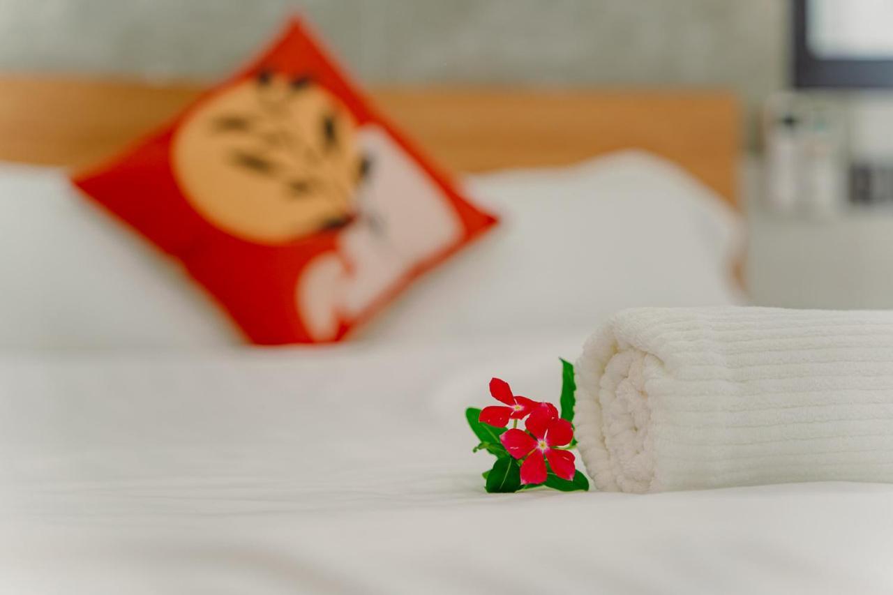 Aloha Saigon Premium Hostel By Local Travel Experts - Newly Opened, Less-Touristy Location, Spacious Rooms, Glass Shower Bathroom, Free Breakfast & Walking Tour Хошимин Экстерьер фото