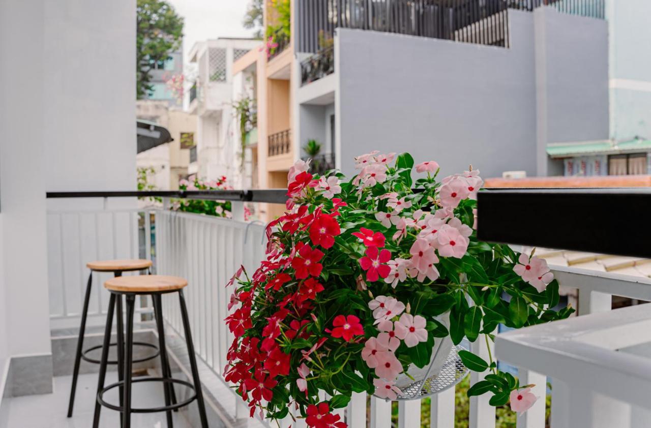 Aloha Saigon Premium Hostel By Local Travel Experts - Newly Opened, Less-Touristy Location, Spacious Rooms, Glass Shower Bathroom, Free Breakfast & Walking Tour Хошимин Экстерьер фото